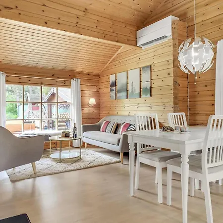 Lovely In With Kitchen